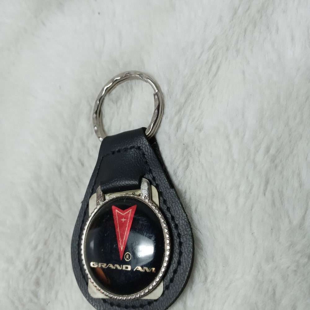 VINTAGE Pontiac Keychain DEADSTOCK 90s